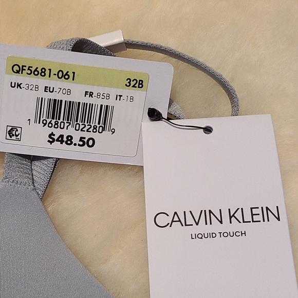 Calvin klein Liquid touch lightly lined bralette 32B - Picture 5 of 8